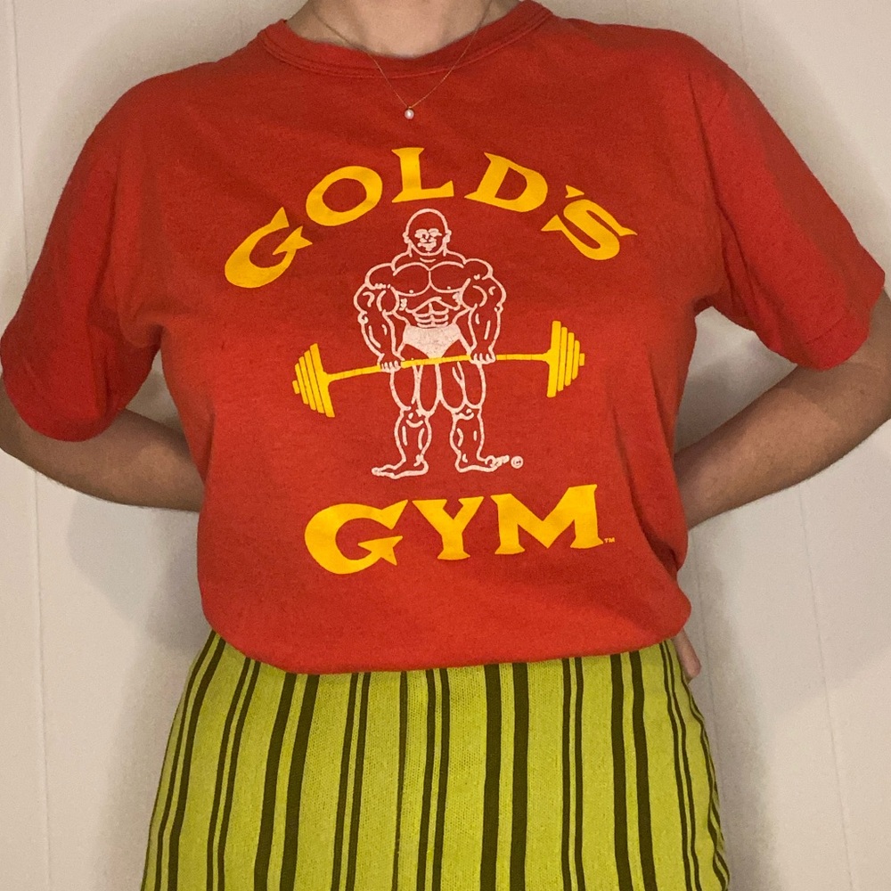 Gold's Gym Red vintage Short Sleeve Tee